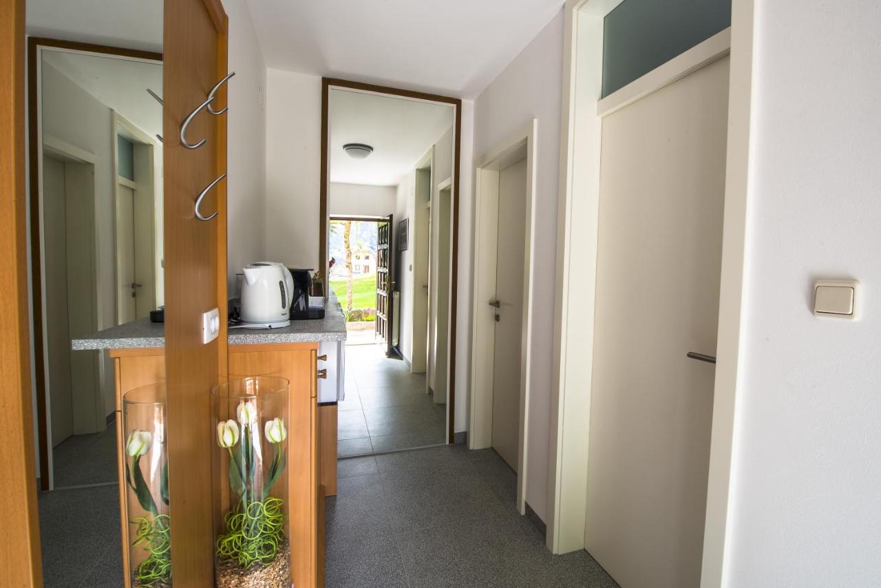 בובק Homestay Ostan מראה חיצוני תמונה
