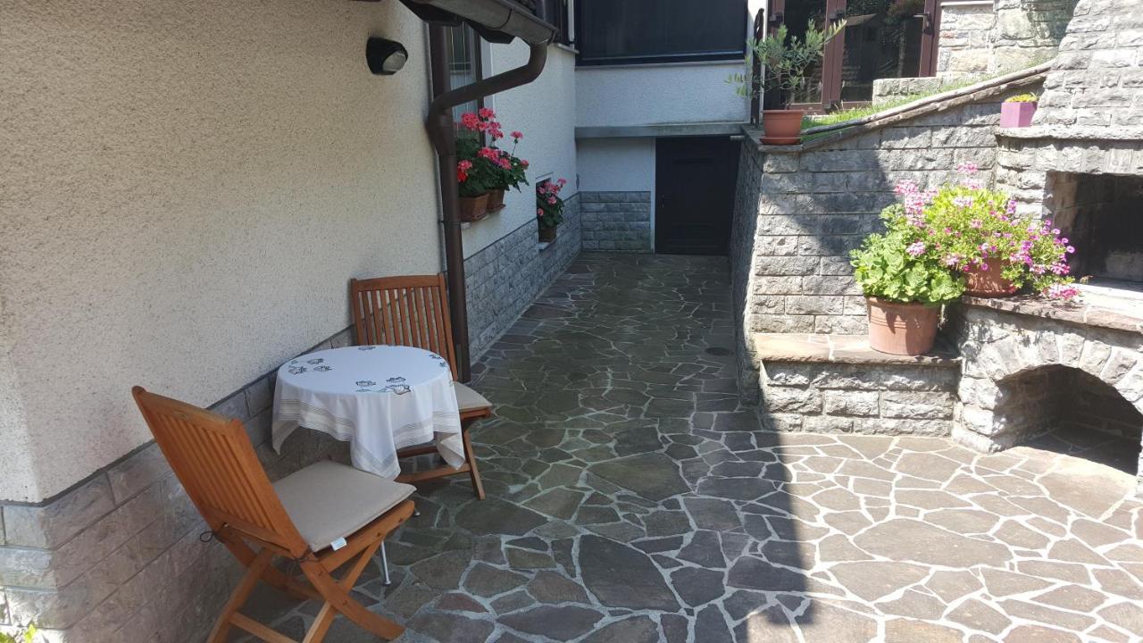 בובק Homestay Ostan מראה חיצוני תמונה